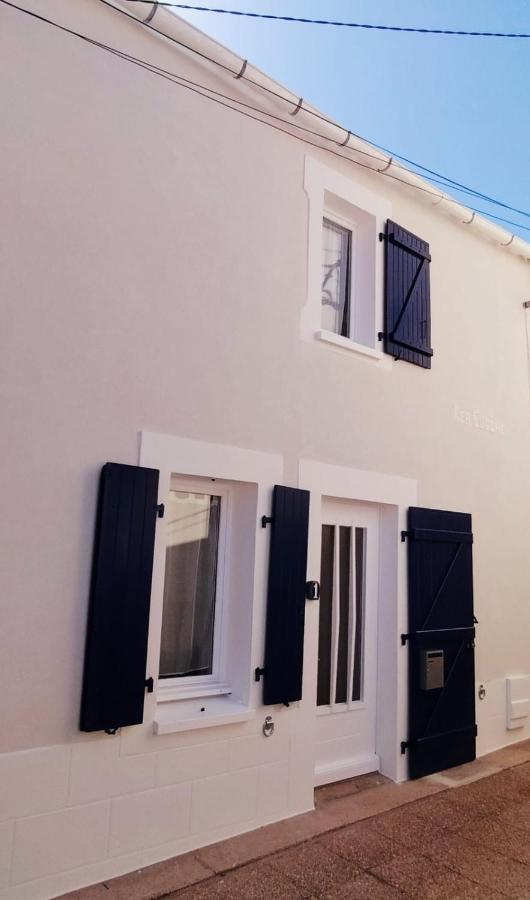 Maison De Pecheur Renovee Avec Cour Proche Du Port Les Sables-dʼOlonne Exterior foto