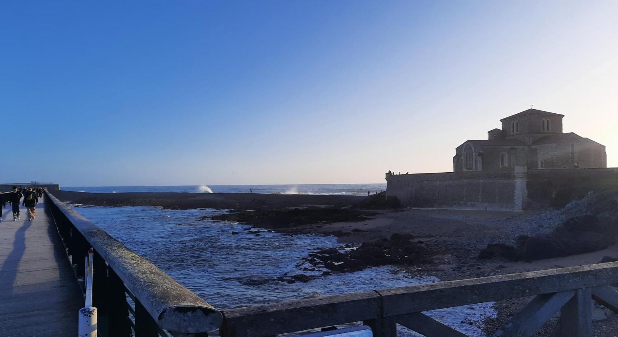 Maison De Pecheur Renovee Avec Cour Proche Du Port Les Sables-dʼOlonne Exterior foto